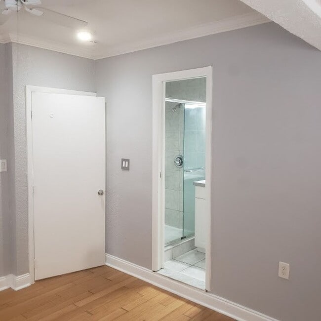 property at 1820 NW 33rd St