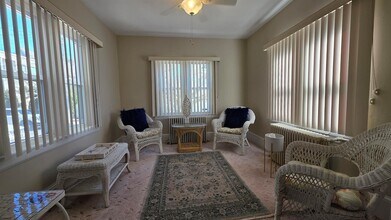 34 N Montgomery Ave in Atlantic City, NJ - Building Photo - Building Photo