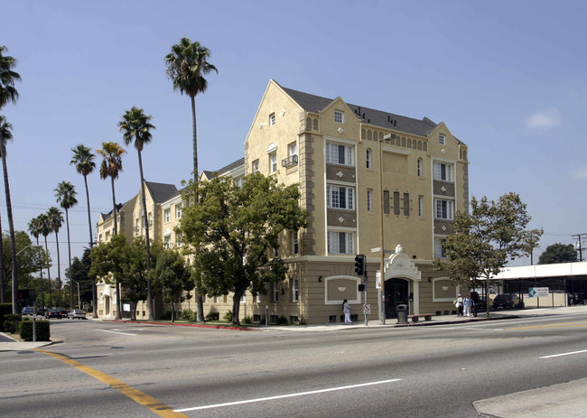 The Regent Apartments in Glendale, CA - Building Photo - Building Photo