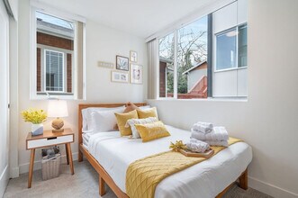 34 W Cremona St in Seattle, WA - Building Photo - Building Photo