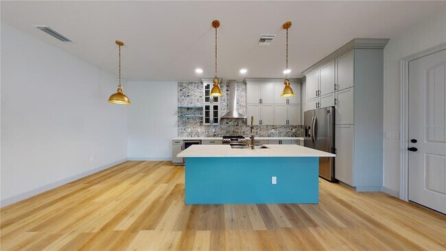 1246 Bass Blvd in Dunedin, FL - Building Photo - Building Photo