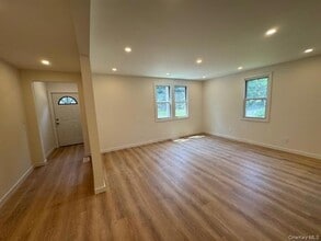 12 Backman Ave, Unit 1 in Ellenville, NY - Building Photo - Building Photo