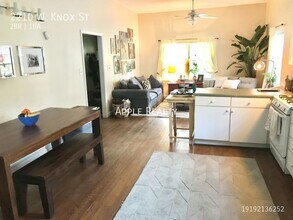 2210 W Knox St in Durham, NC - Building Photo - Building Photo