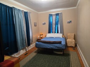 2215 Marion St in Columbia, SC - Foto de edificio - Building Photo