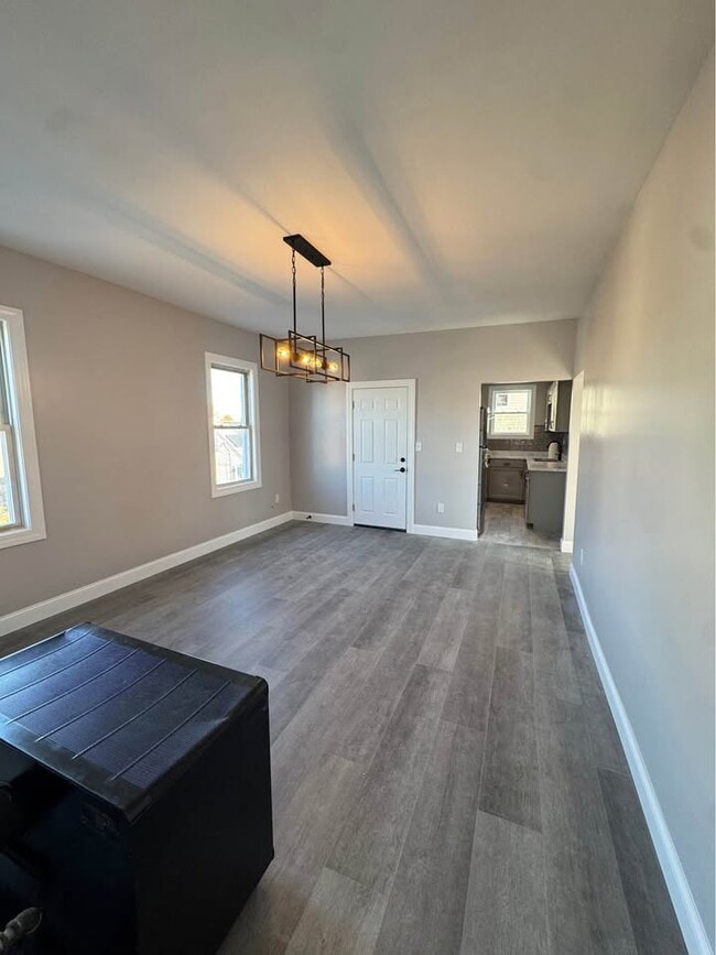 314 Dartmouth St, Unit 2 in New Bedford, MA - Building Photo - Building Photo