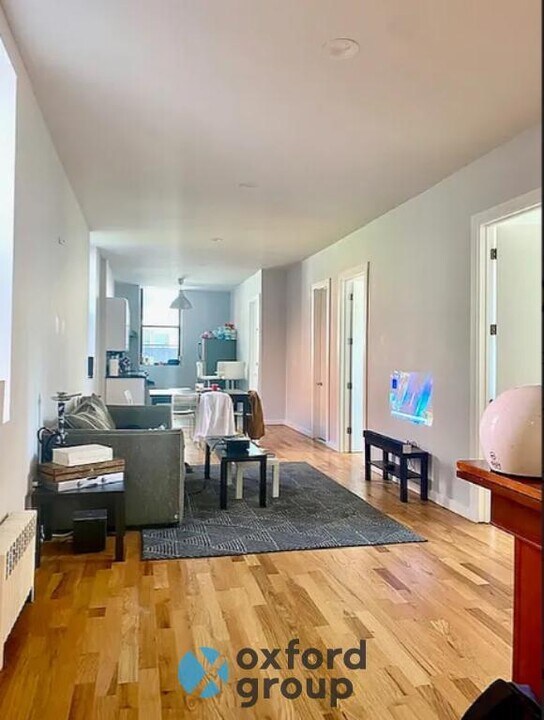 795 Flushing Ave in Brooklyn, NY - Building Photo