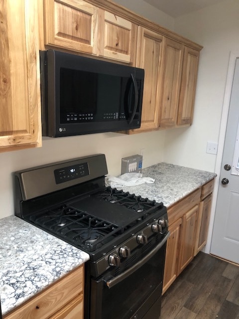 411 Douglass Ct in Iowa City, IA - Building Photo - Building Photo