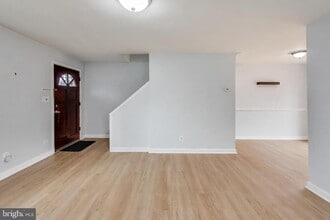 903 S Irving St in Arlington, VA - Building Photo - Building Photo