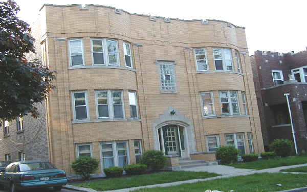 2119-21 S Euclid Ave in Berwyn, IL - Building Photo