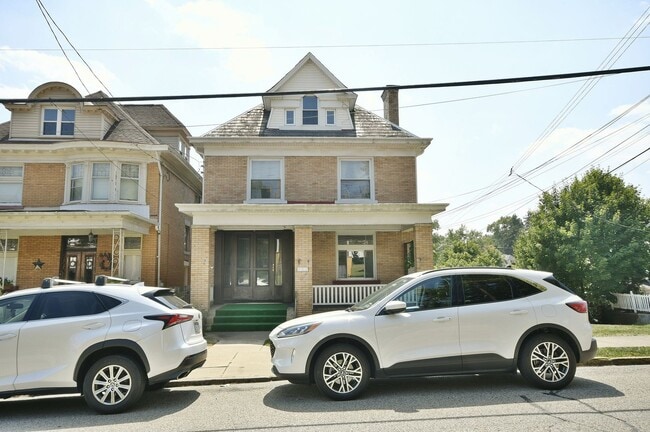 201 Giffin Ave, Unit 1