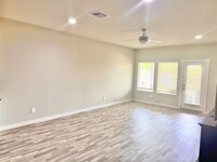 12727 Ermine St in Houston, TX - Building Photo - Building Photo