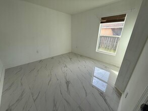 1205 SW Alcantarra Blvd in Port St. Lucie, FL - Building Photo - Building Photo