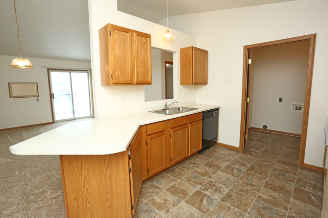 Maria Place Apartments in Fargo, ND - Building Photo - Interior Photo