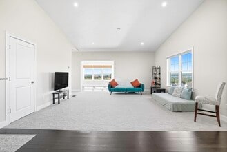 22 Horizon Dr in Millbury, MA - Building Photo - Building Photo