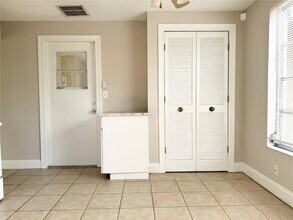 237 Matisse Cir N, Unit 1207 in Nokomis, FL - Building Photo - Building Photo