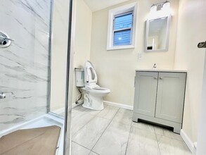 19 Baldwin Ave in Jersey City, NJ - Building Photo - Building Photo