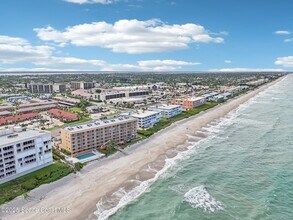 2035 Jimmy Buffett Mem Hwy in Indian Harbour Beach, FL - Building Photo - Building Photo
