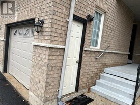 1088 Windbrook Grove in Mississauga, ON - Building Photo