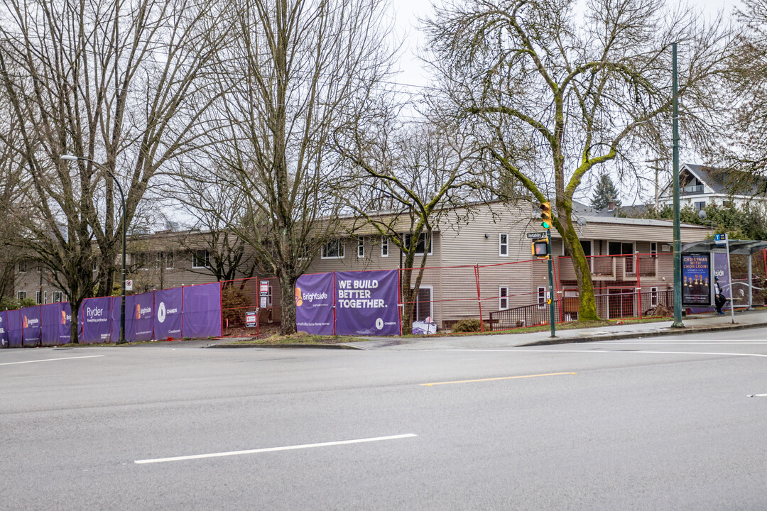 2924 Venables St in Vancouver, BC - Building Photo