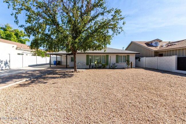 property at 6801 N 14th Pl