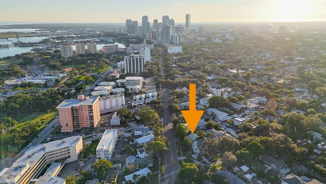 1234 Beach Dr NE in St. Petersburg, FL - Building Photo - Building Photo