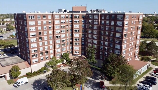 Legacy Crossings in Niles, IL - Foto de edificio - Building Photo