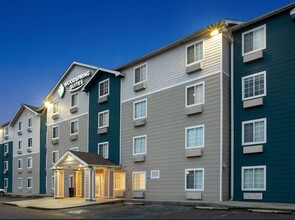 Extended Stay America Select Suites Gulfport in Gulfport, MS - Foto de edificio - Building Photo