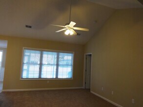 11 Lake Linden Ct in Bluffton, SC - Building Photo - Building Photo