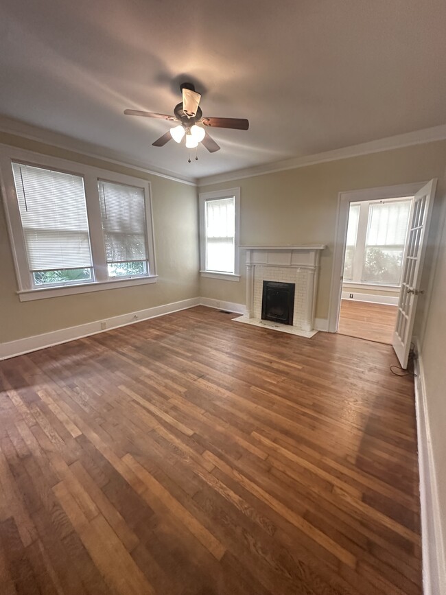441 E 49th St in Savannah, GA - Building Photo - Building Photo