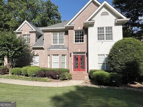 125 Forrest Lake Rd in Alpharetta, GA - Building Photo - Building Photo