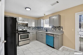 1734 Old Dogwood in Jonesboro, GA - Building Photo - Building Photo