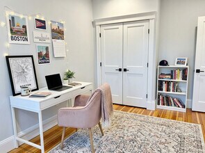 24 Dawes St, Unit 2 in Boston, MA - Building Photo - Building Photo