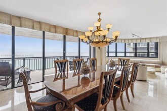 10175 Collins Ave in Bal Harbour, FL - Foto de edificio - Building Photo