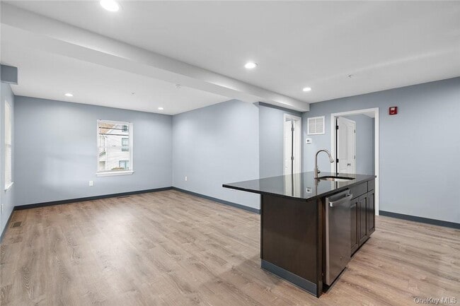 20 Oak St in Walden, NY - Building Photo - Building Photo