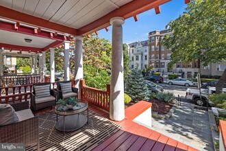 2530 13th St NW in Washington, DC - Building Photo - Building Photo