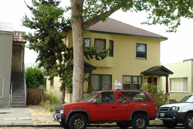 1436-1438 Alcatraz Ave in Berkeley, CA - Foto de edificio - Building Photo