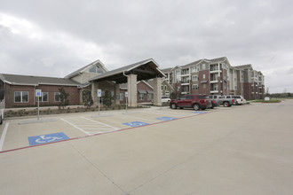 The Delaney at Parkway Lakes in Richmond, TX - Building Photo - Building Photo