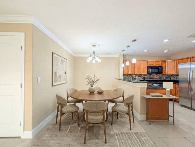 6022 Westgate Dr in Orlando, FL - Building Photo - Building Photo