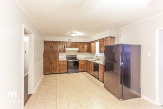 2975 Fairlane Dr in Horn Lake, MS - Building Photo - Building Photo