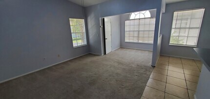 1612 Columbia Arms Cir, Unit 239 in Kissimmee, FL - Building Photo - Building Photo