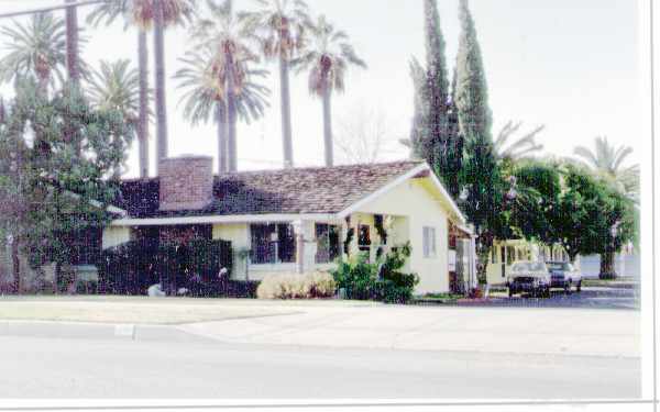 236 S Batavia St in Orange, CA - Building Photo