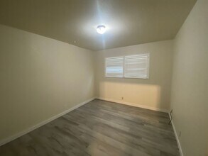 561 Azalea Way in Vacaville, CA - Building Photo - Building Photo