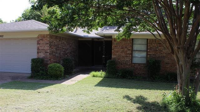 property at 3202 Burgandy Dr