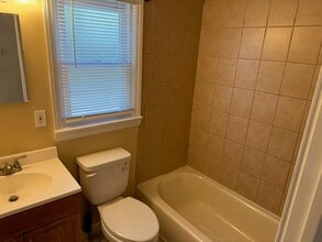 27 Adirondack Dr in Selden, NY - Building Photo - Building Photo