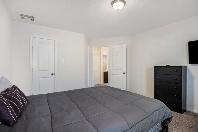 property at 24311 Huntcliff Dr