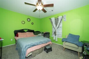 5121 Alderney Ct in Rosenberg, TX - Building Photo