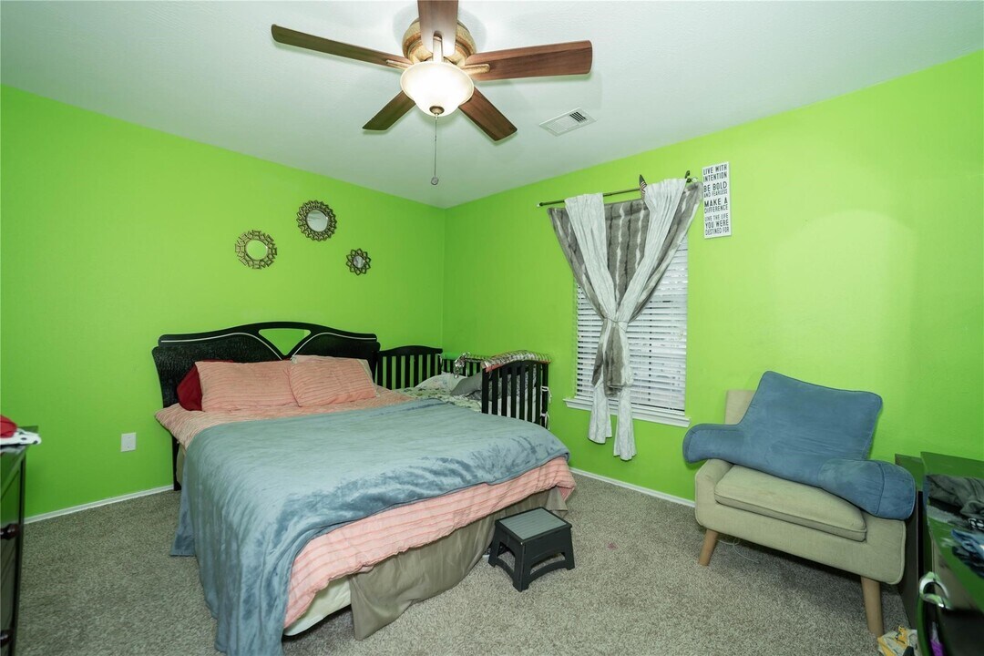 5121 Alderney Ct in Rosenberg, TX - Building Photo