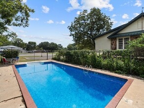 107 St John St in Jefferson, TX - Building Photo - Building Photo