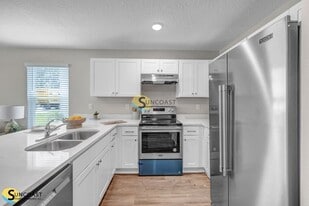 6499 Breezy Oaks Wy in Jacksonville, FL - Building Photo