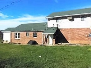10290 E Andrew Johnson Hwy in Limestone, TN - Foto de edificio - Building Photo